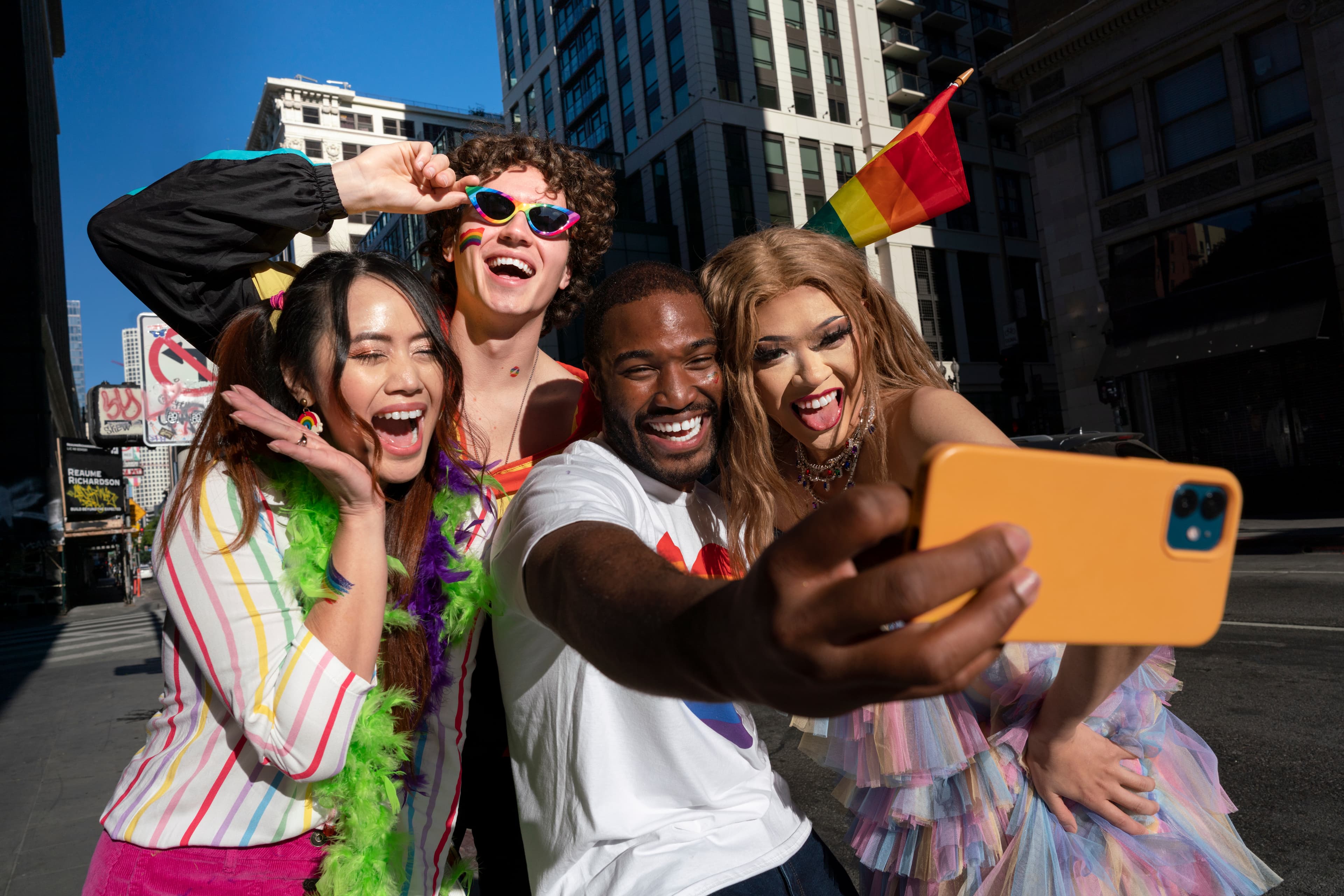 How to Sell Digital Products on Instagram Without a Website